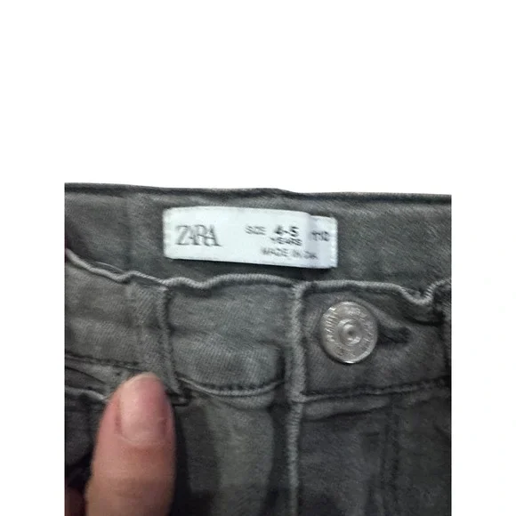 Zara Kids Gray Distressed Ripped Knee Jeans Size 4-5 Years - Picture 3 of 3
